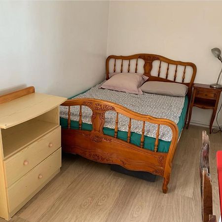 Une Chambre Simple Confortable Avec Acces Direct Aeroport D'奥利 外观 照片